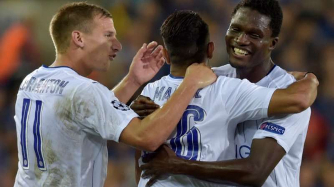 Para pemain Leicester City rayakan gol ke gawang Club Brugge