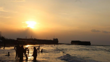 Lima Keistimewaan Pantai Alam Indah Tegal Viva