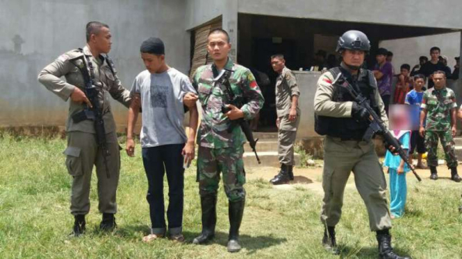 Pelajar ditangkap saat akan bergabung dengan kelompok Mujahidin Indonesia Timur.