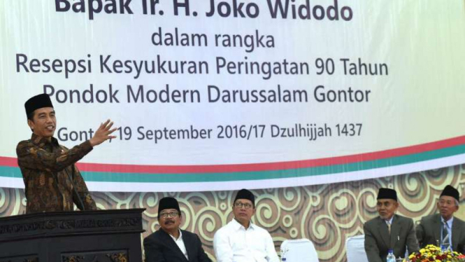 Presiden Joko Widodo di Pondok Modern Darussalam Gontor, Situbondo, Jawa Timur