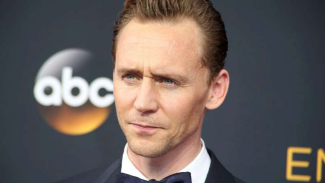 Kekasih Baru Tom Hiddleston Mirip Taylor Swift?