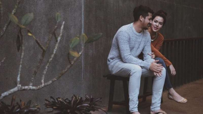 Ditinggal Nikah oleh Raisa, Keenan Pearce Asik Berpesta