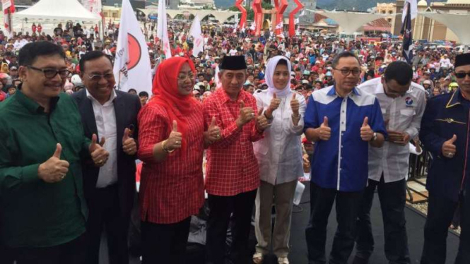 Ketua Umum PAN Zulkifli Hasan di Sulawesi Barat, Jumat, 23 September 2016.