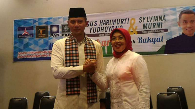 Agus Harimurti Yudhoyono dan Sylviana Murni di kantor pusat Partai Demokrat di Jakarta