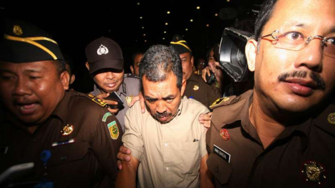 Tersangka Jaksa Penuntut Umum pada Kejaksaan Tinggi Sumatera Barat Farizal 