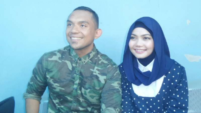 Fakhrul Razi dan Rina Nose