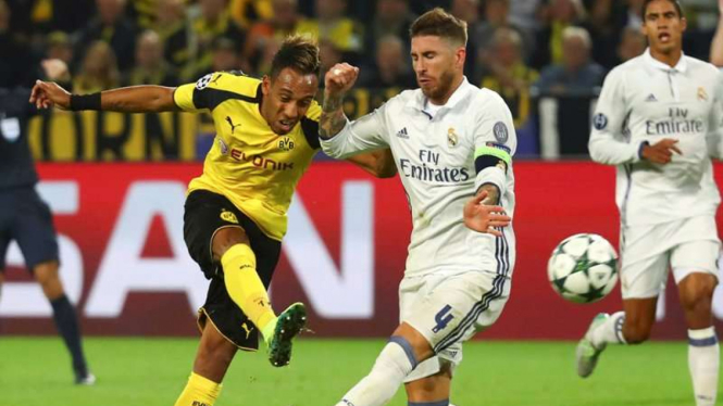 Pemain Borussia Dortmund, Piere-Emerick Aubameyang, saat lawan Real Madrid