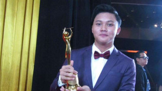 Sabet Penghargaan AMI Awards, Rizky Febian Semringah