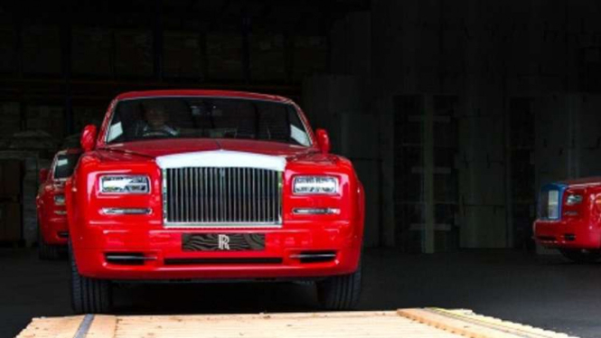 Rolls-Royce Phantom pesanan pengusaha Stephen Hung.