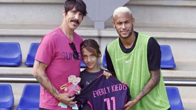 Bintang Barcelona Neymar dan Vokalis Red Hot Chili Peppers, Anthony Kiedis