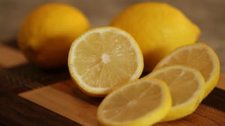 Lawan Obesitas dan Diabetes dengan Kulit Lemon Beku