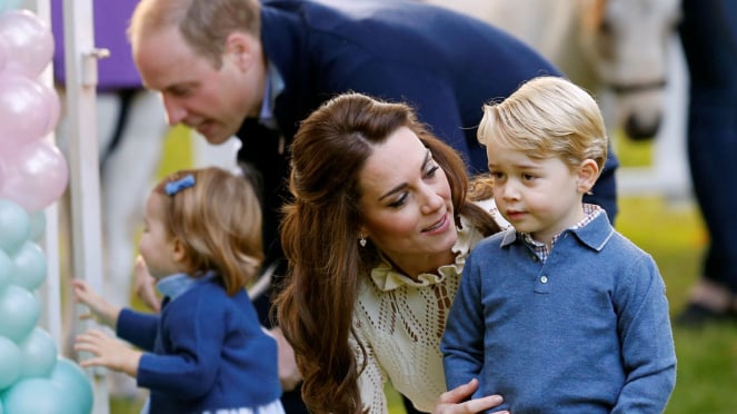Kegembiraan Pangeran George dan Adiknya saat Menghadiri Pesta Anak