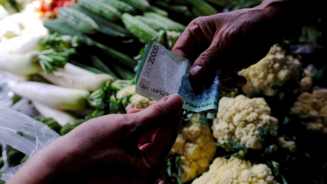 Transaksi Jual Beli di Pasar Tradisional di Jakarta