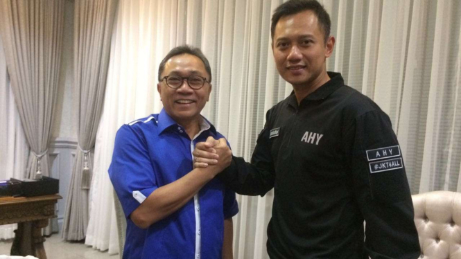 Ketua Umum PAN Zulkifli Hasan dan Agus Harimurti Yudhoyono.