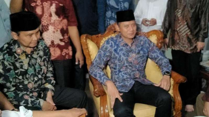 Agus Yudhoyono di Ponpes Ashsiddiqiyah.