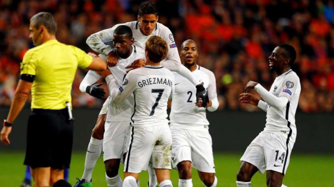 Selebrasi para pemain Prancis atas gol Paul Pogba