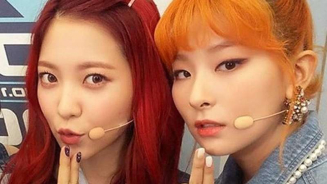 Yeri dan Seulgi Red Velvet