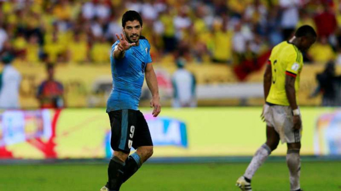Striker Uruguay, Luis Suarez dalam laga kontra Kolombia