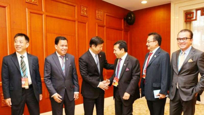 Ketum Golkar Setya Novanto bertemu pejabat PKC di China