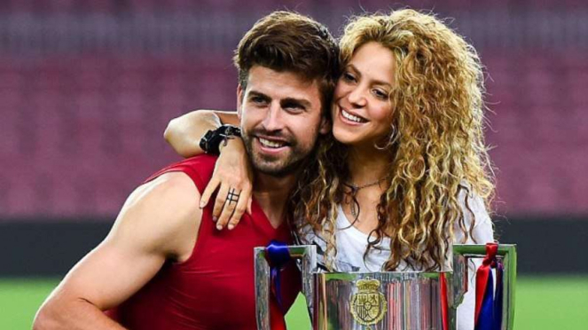 Bek Barcelona, Gerard Pique dan Shakira.