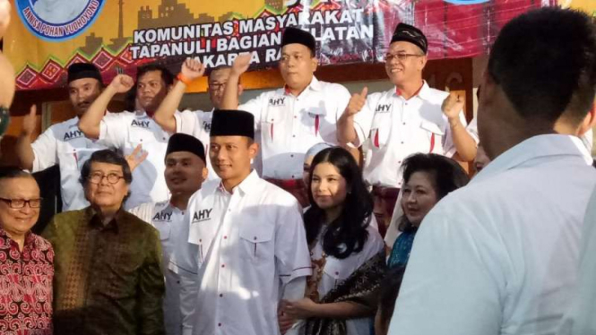 Agus Harimurti Yudhoyono dan Annisa Pohan