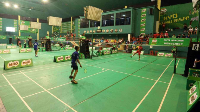 Suasana pertandingan SIRNAS-MILO School Competition Surabaya.