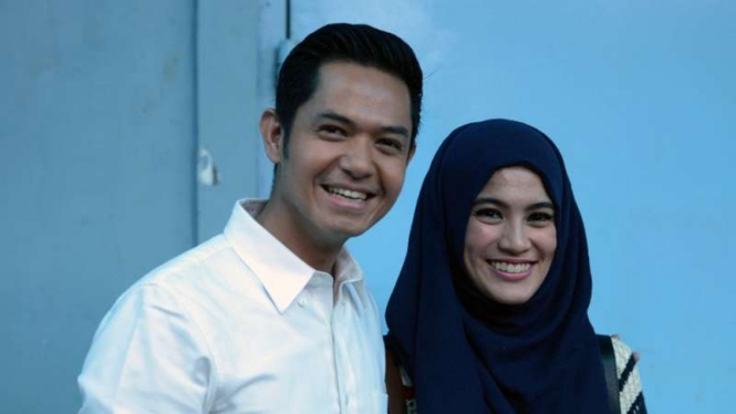 Dude Harlino dan Alyssa Soebandono