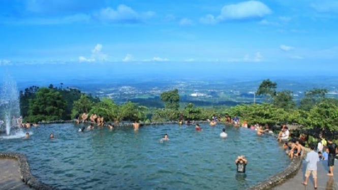 Umbul Sidomukti Semarang Sensasi Wisata Bak Di Atas Awan Viva