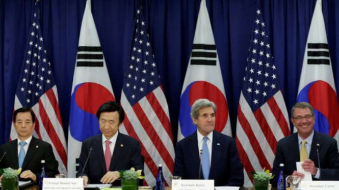 Pertemuan Menhan dan Menlu AS dengan Menhan dan Menlu Korea Selatan, di Washington, 19 Oktober 2016.