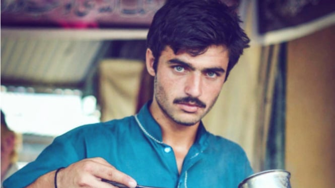 Penjual teh asal Pakistan yang kini alih profesi jadi model