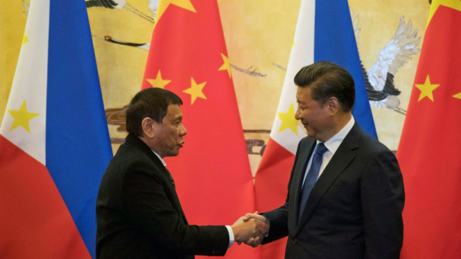 Presiden Filipina Rodrigo Duterte dan Presiden China Xi Jinping
