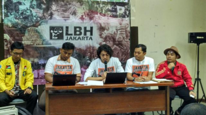 Konferensi pers Koalisi Selamatkan Teluk Jakarta di LBH Jakarta