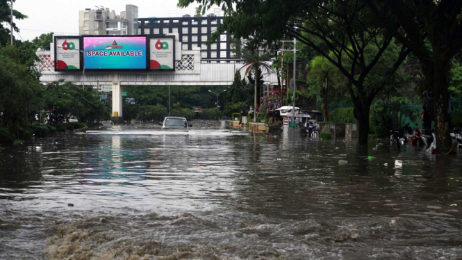 Banjir di Pasteur, Bandung beberapa waktu lalu.