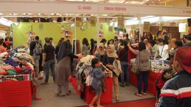Stand Omah Fesyen di Pekan Raya Indonesia