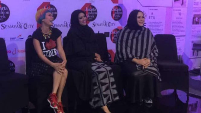 Konferensi pers di Jakarta Fashion Week