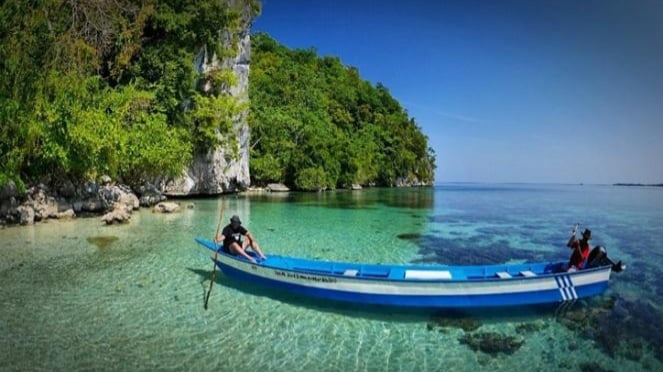 Pulau terluar Indonesia.