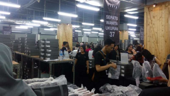 Suasana bazar di Grand Indonesia, Jumat malam, 28 Oktober 2016