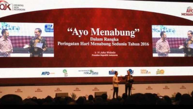 Presiden Joko Widodo bersama musisi Giring Nidji 