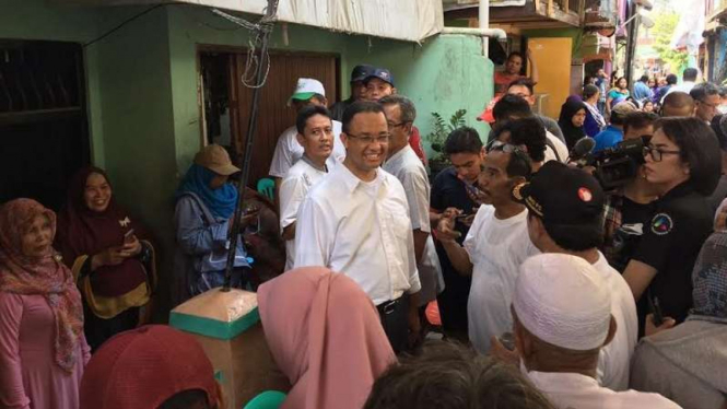 Anies Baswedan di Muara Bahari, Jakarta Utara.