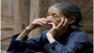 Mbah Leman, Bertahan Hidup dengan Menjadi Tukang Urut