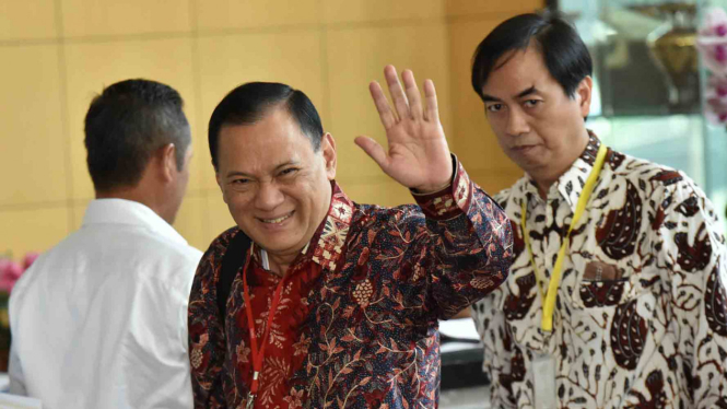 KPK Periksa Gubernur Bank Indonesia