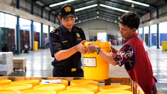 Pahami MSDS Sebelum Impor dan Eskpor Barang Kimia