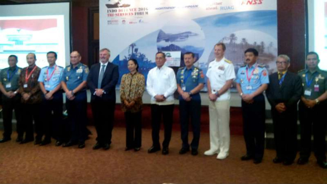 Pembukaan Indo Defence 2016 Expo dan Forum