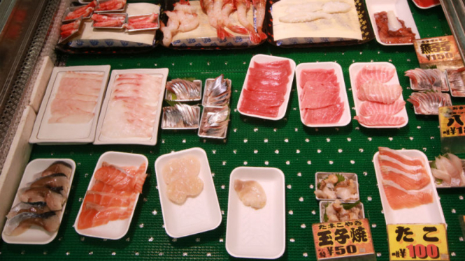 Makanan laut di Washo Market, Jepang