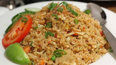 KULINER BARU KASEMBON, NASI GORENG MESIR: SERASA BERADA DI TIMUR TENGAH