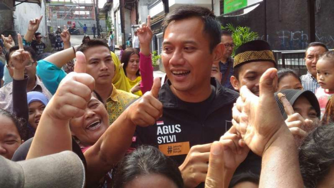 Agus Harimurti Yudhoyono berkampanye.