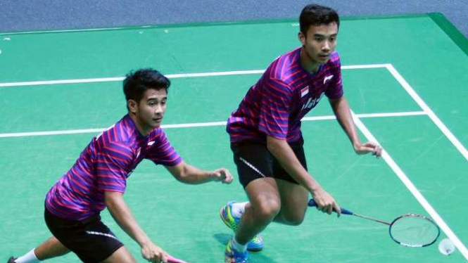 Muhammad Fachrikar/Bagas Maulana pada ajang BWF World Junior Championships 2016