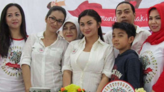 Ariel Tatum Rayakan Ulang Tahun dengan Anak Negeri