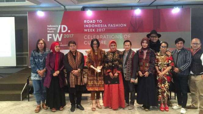 Konferensi pers Indonesia Fashion Week 2017 oleh APPMI