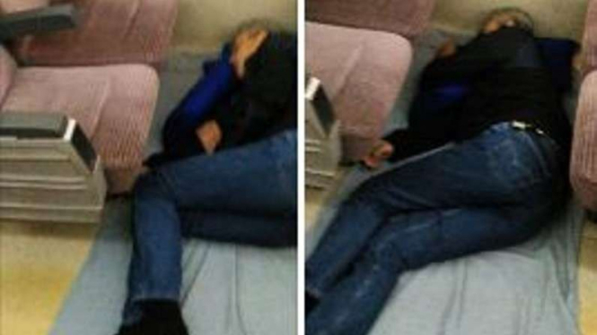 Gubernur Jawa Tengah, Ganjar Pranowo, tidur di lantai kereta